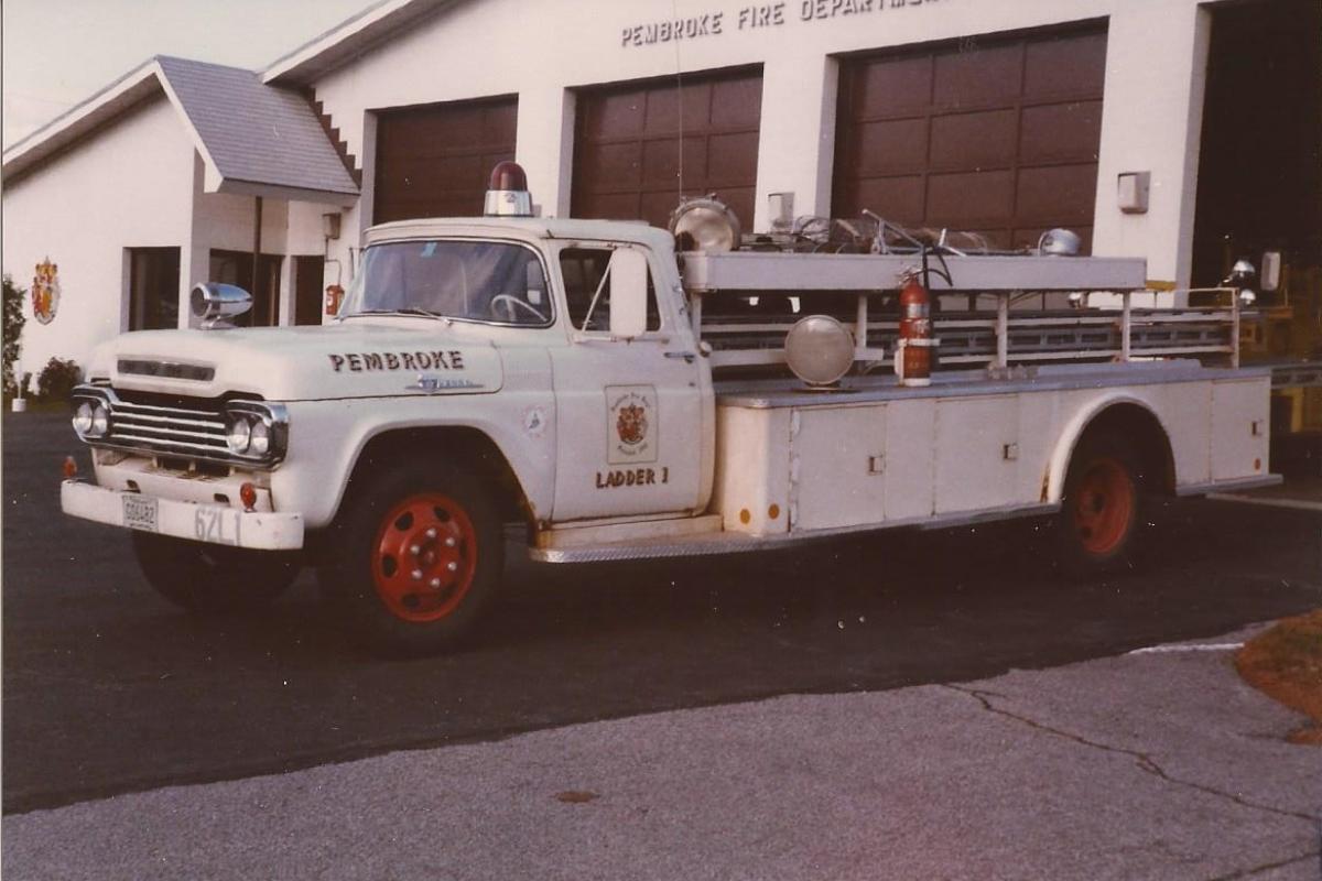 1959 Ford City Service Truck as Ladder 1.  This body was removed from this chassis and mounted on the old Engine 2 chassis and continued as Ladder 1