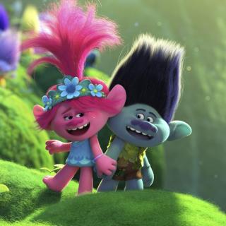 pic of trolls movie cover